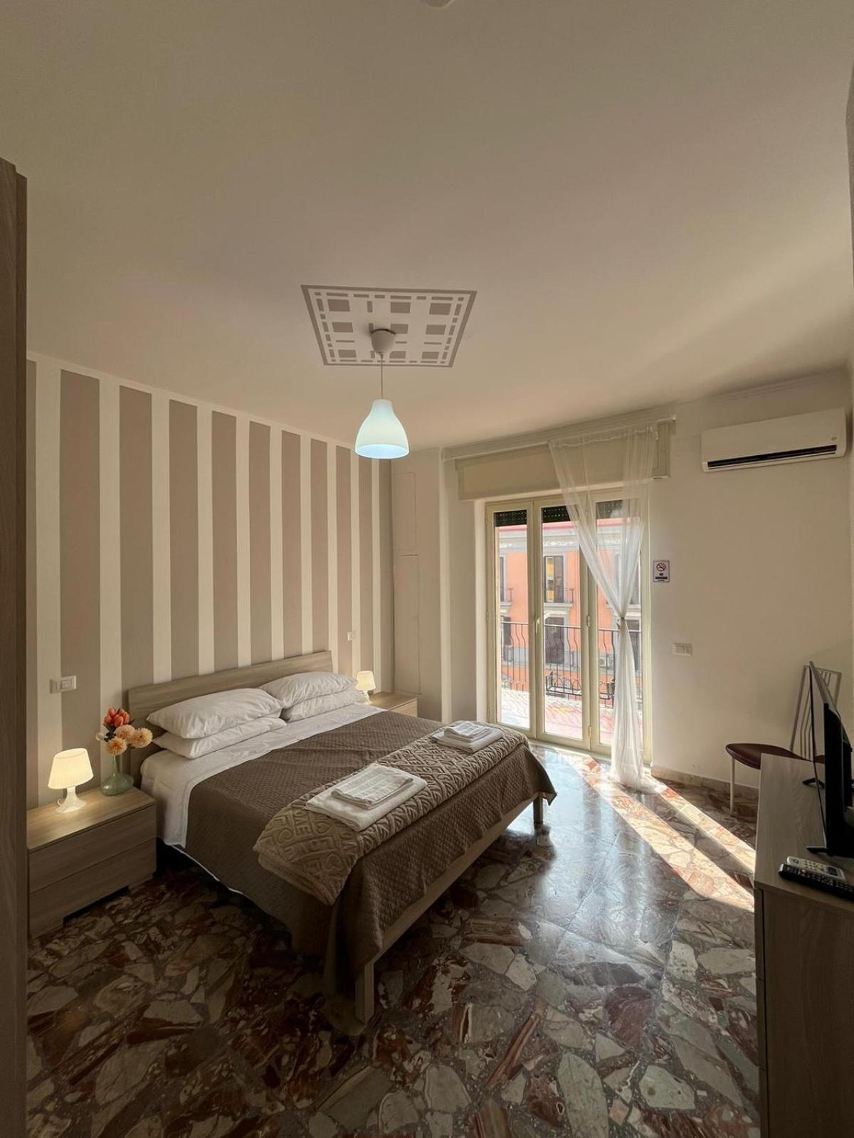 Апартаменти Panorama House Da Tony Неаполь Екстер'єр фото
