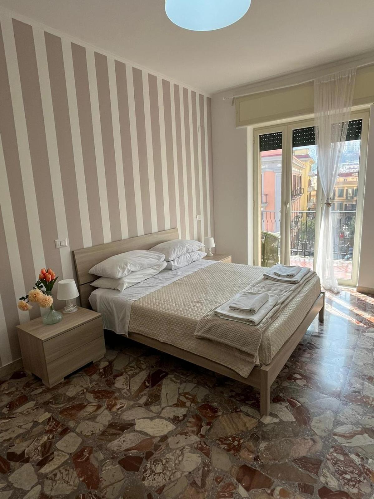 Апартаменти Panorama House Da Tony Неаполь Екстер'єр фото